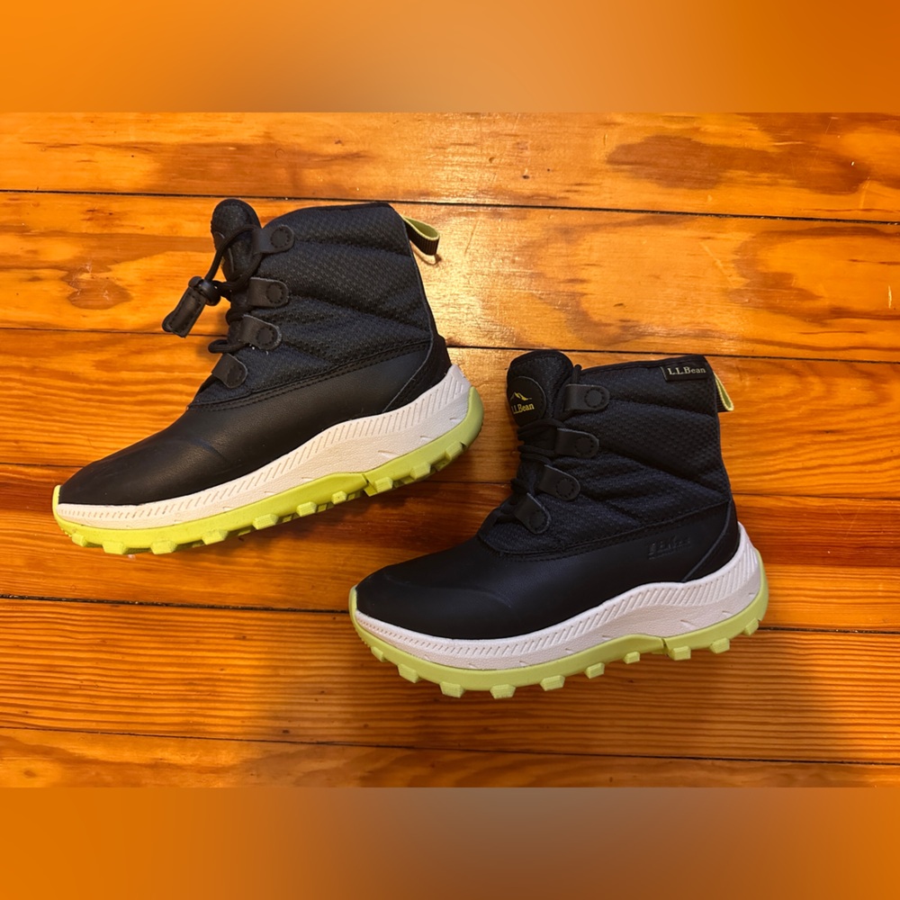 Kids Waterproof Boots - Navy and Lime